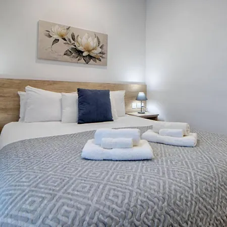 Apartamento 3bed With Shared Heated Pool By Homely *