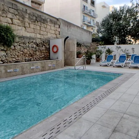 3bed With Shared Heated Pool By Homely Appartement