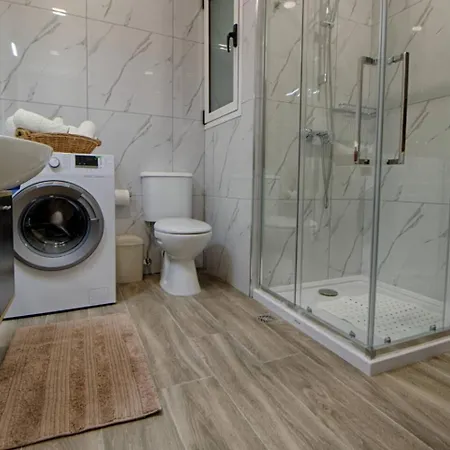 3bed With Shared Heated Pool By Homely *