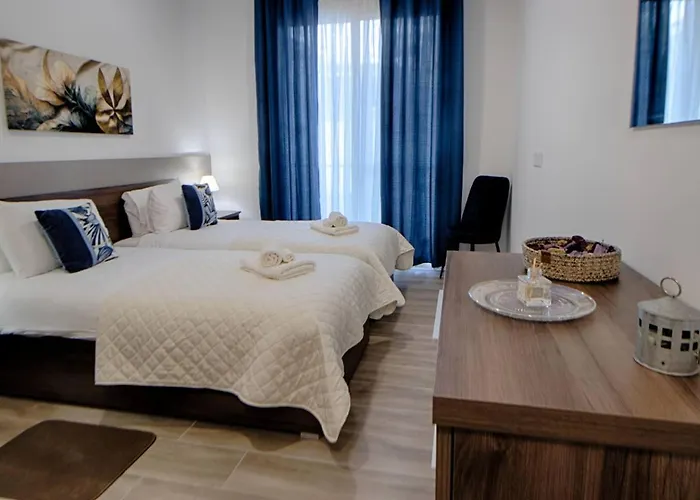 Apartament 3bed With Shared Heated Pool By Homely