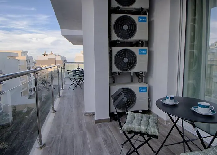 Apartament 3bed With Shared Heated Pool By Homely